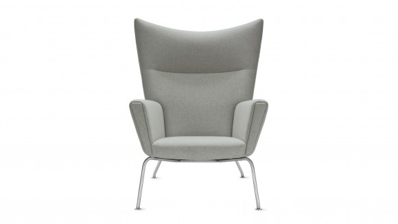 CH445 Wing Chair