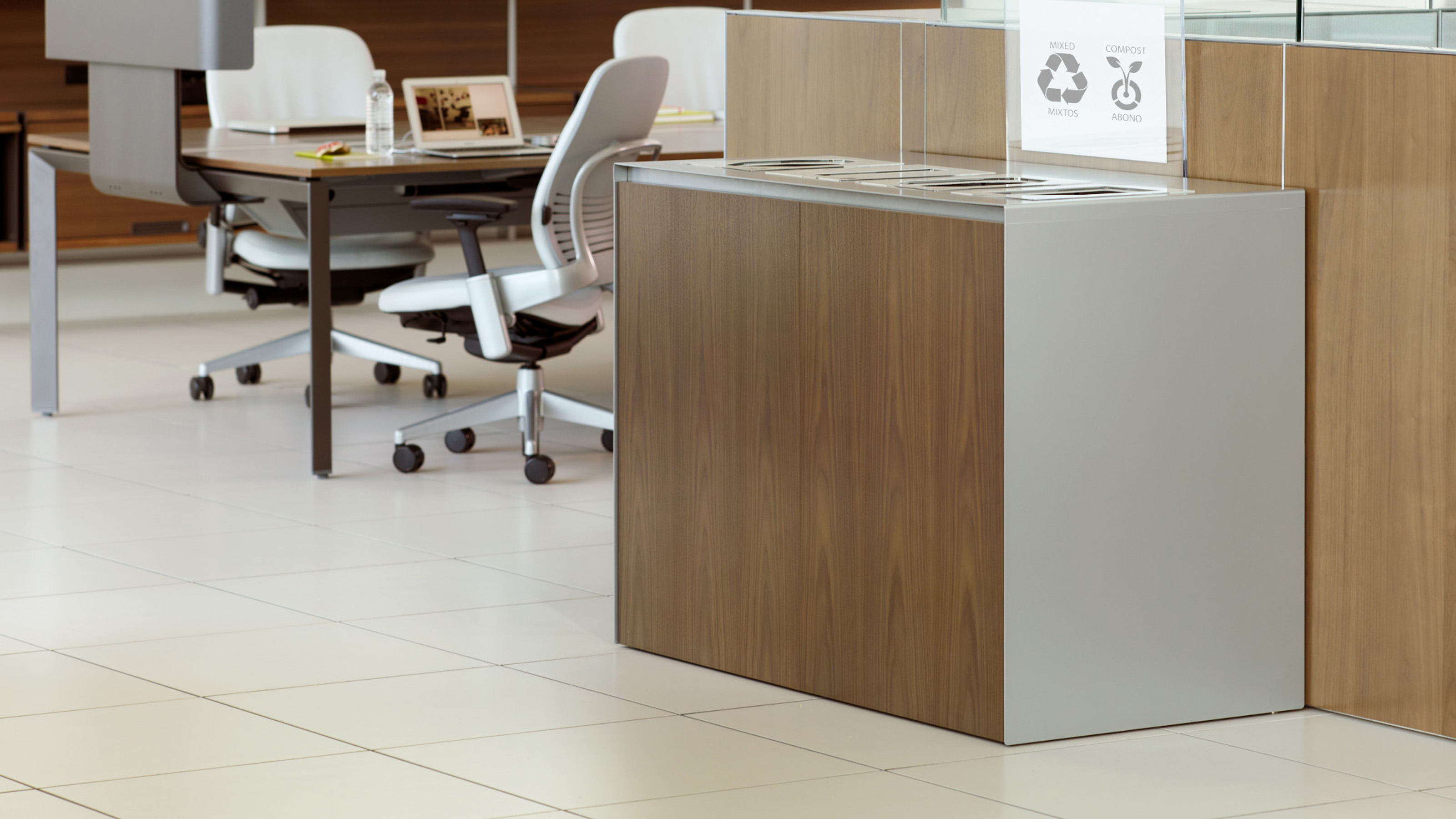 Victor2 recycling center