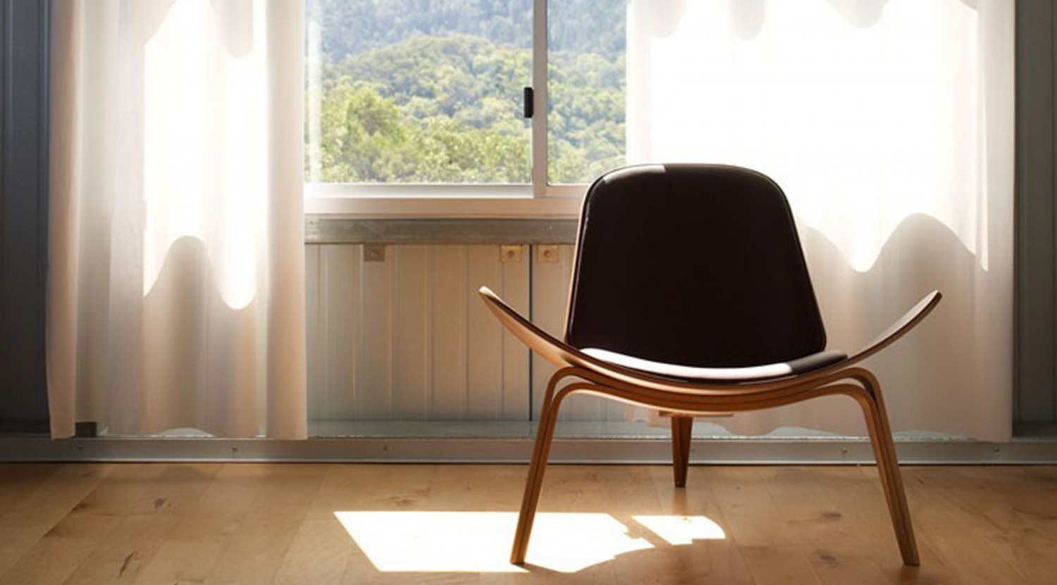 CH07 Shell Chair - Workspace Iowa