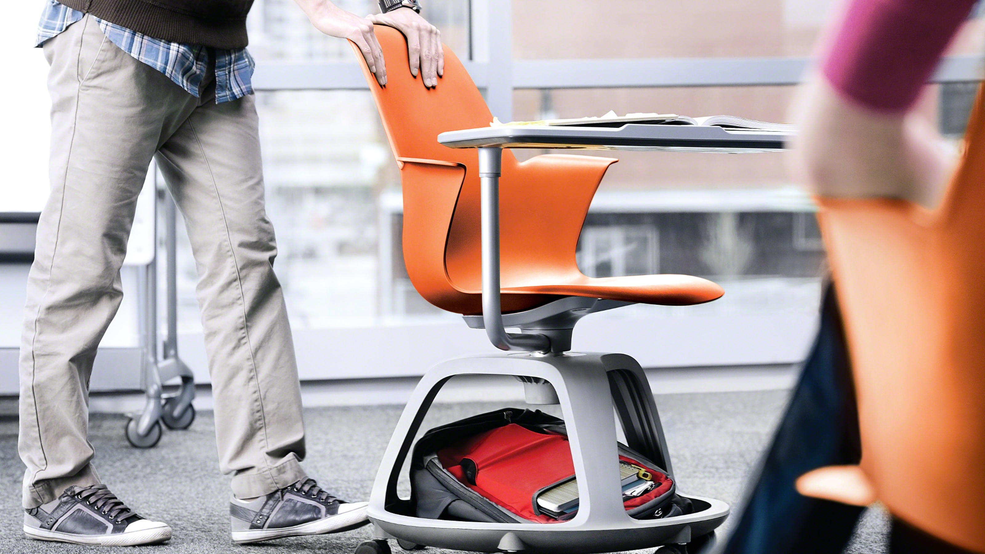 Node chair for classrooms