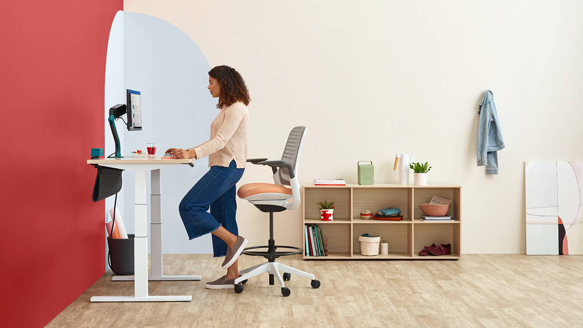 Bivi Height Adjustable Desk