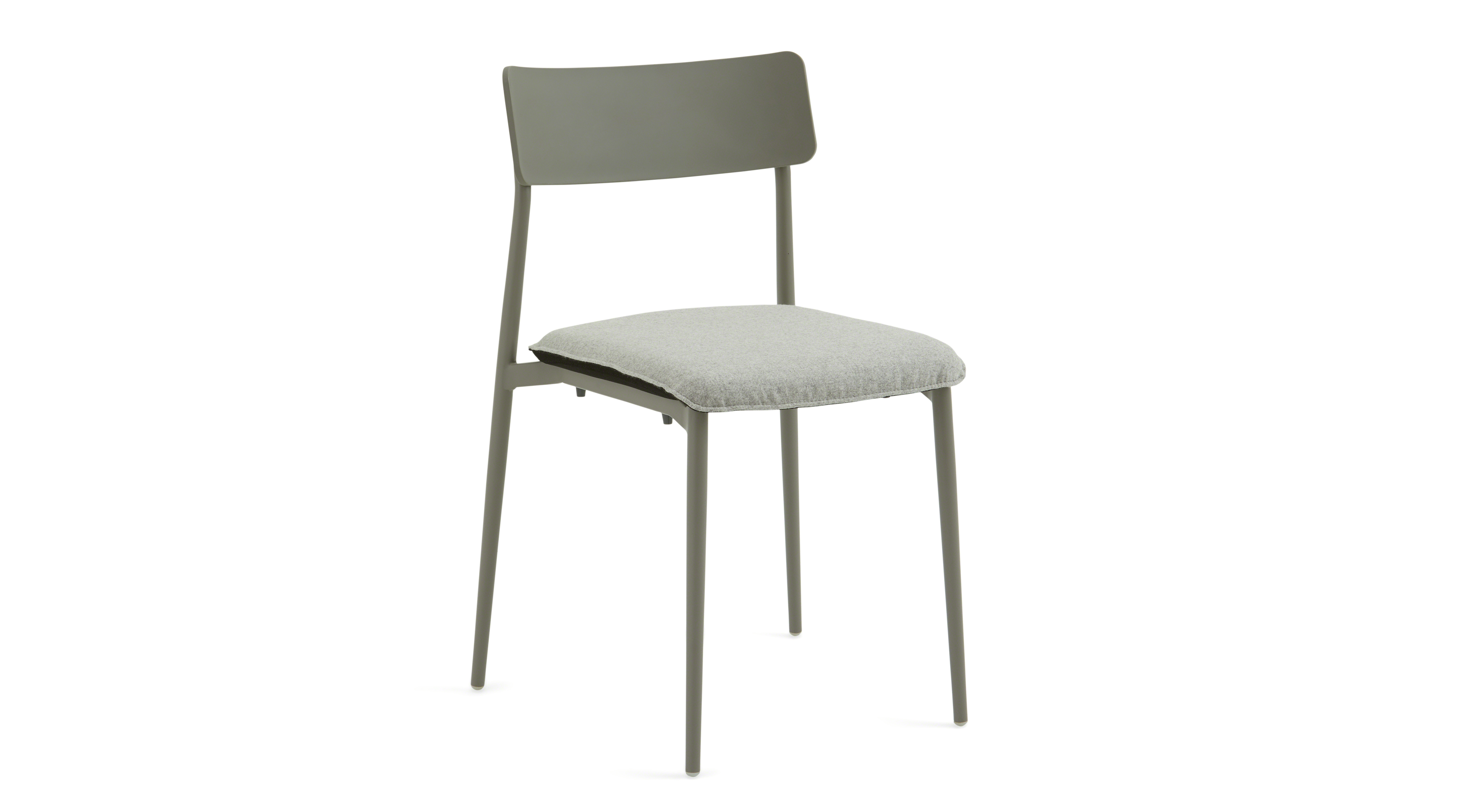Gray Turnstone Simple Chair with gray seat cushion.